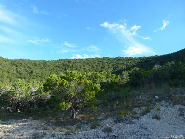 $195,000 | 1300 South Goat Ridge, Pipe Creek, TX 78063