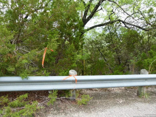 $195,000 | 1300 South Goat Ridge, Pipe Creek, TX 78063