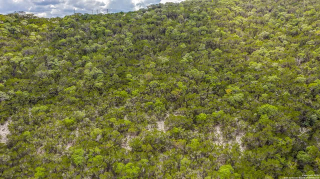 $195,000 | 1300 South Goat Ridge, Pipe Creek, TX 78063