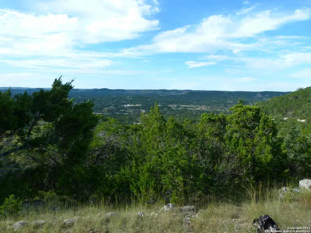 $195,000 | 1300 South Goat Ridge, Pipe Creek, TX 78063