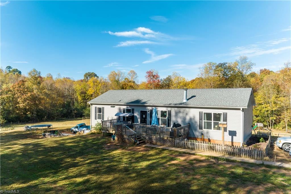 3311 Cummings Road Boonville, NC 27011 - Photo 4 of 34