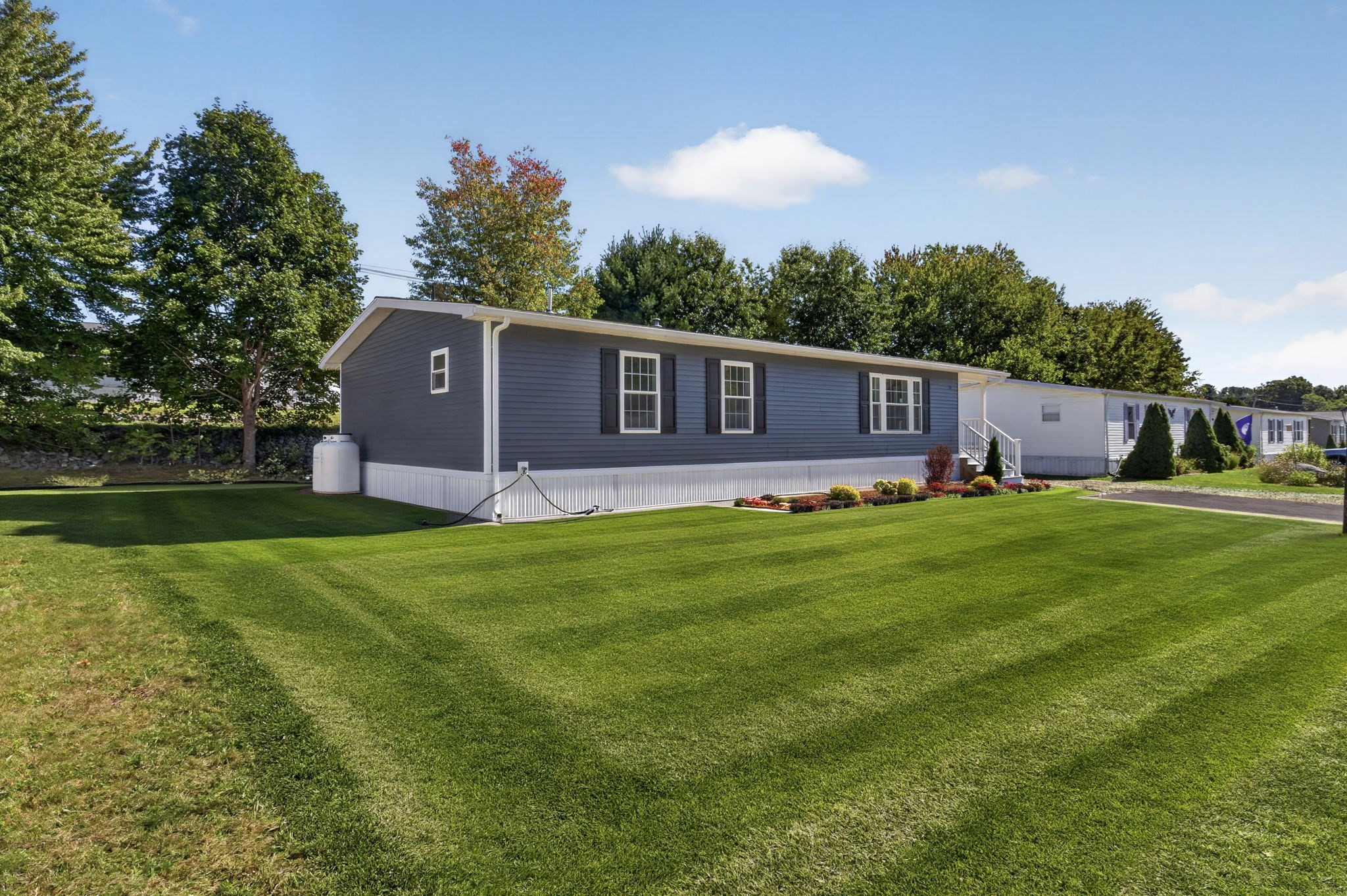 14 Amber Way Raynham, MA 02767 - Photo 9 of 33 Gallery Image 9