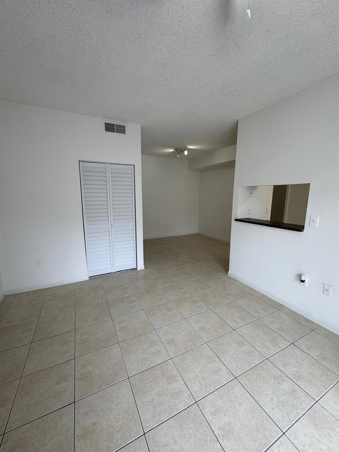 Undisclosed Address Hollywood, FL 33024 - Photo 4 of 14 Photo 4