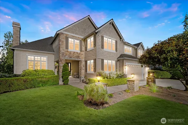 $2,790,000 | 2046 277th Avenue Southeast, Sammamish, WA 98075