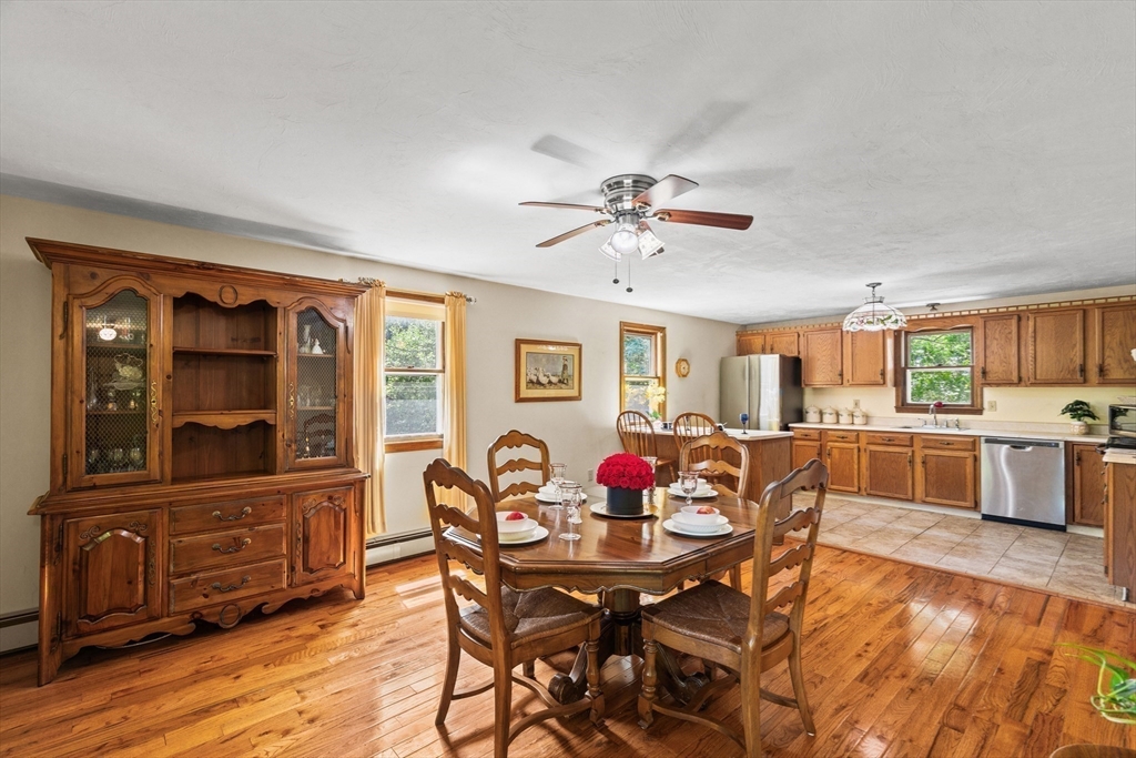 7 Beach Road Plymouth, MA 02360 - Photo 1 of 31 Gallery Image 1