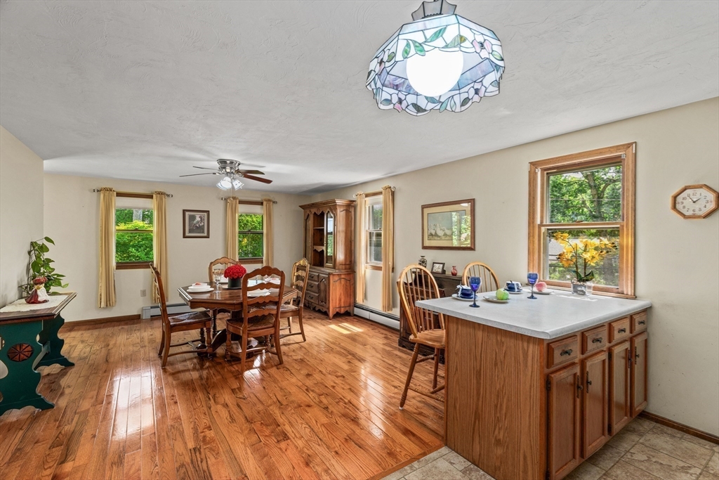 7 Beach Road Plymouth, MA 02360 - Photo 9 of 31 Gallery Image 9