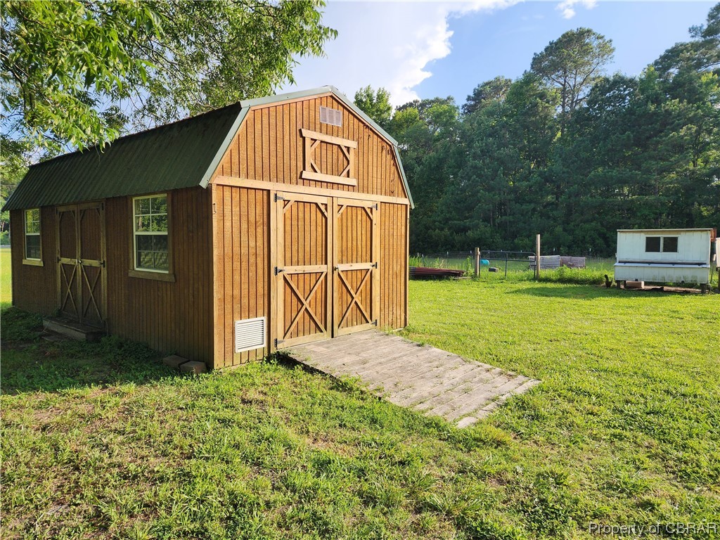 9223 Guinea Road Hayes, VA 23072 - Photo 10 of 50 Gallery Image 10