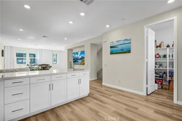$4,550 | 27120 Vly Oak Place, Valencia, CA 91381