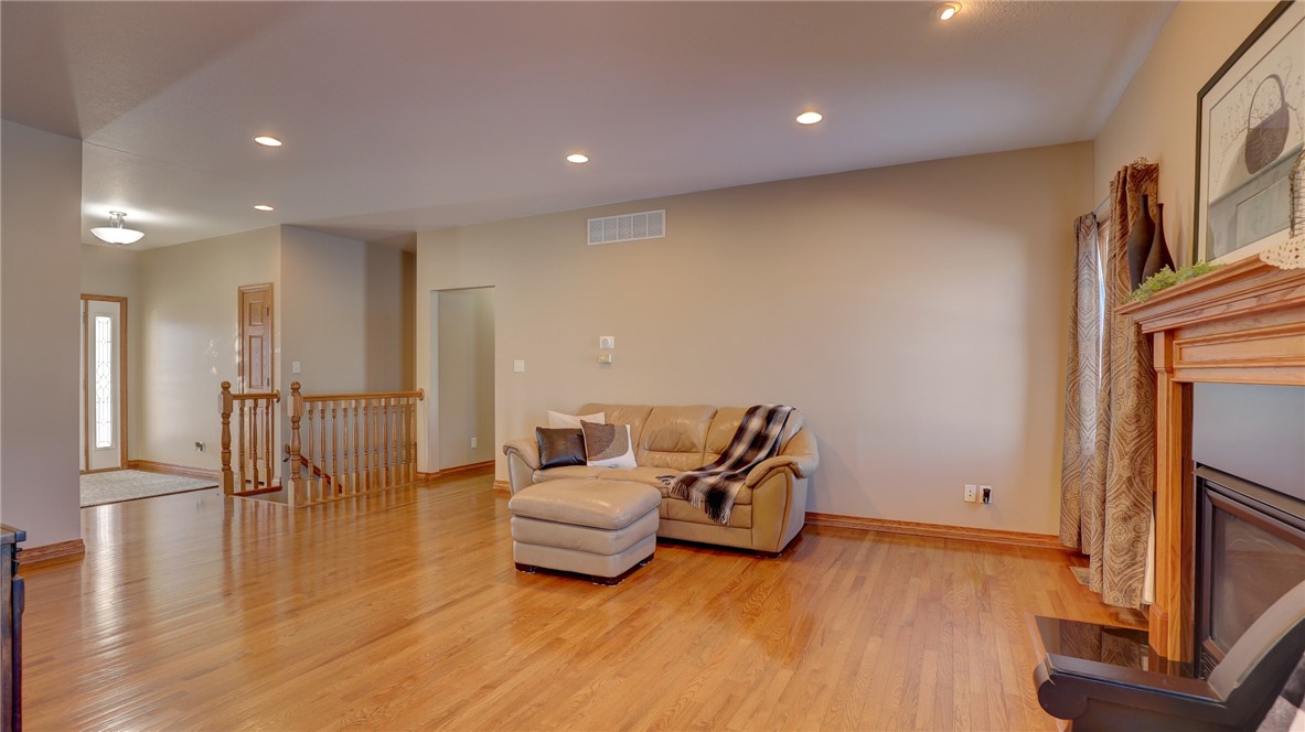 6964 Fieldstone Lane Decatur, IL 62521 - Photo 14 of 48