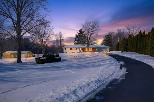 $450,000 | 2770 North Dearing Road, Parma, MI 49269