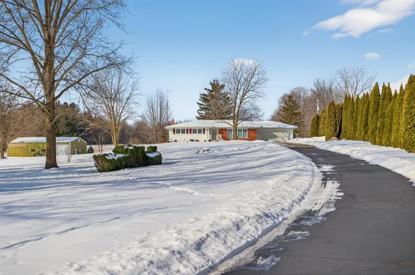 $450,000 | 2770 North Dearing Road, Parma, MI 49269