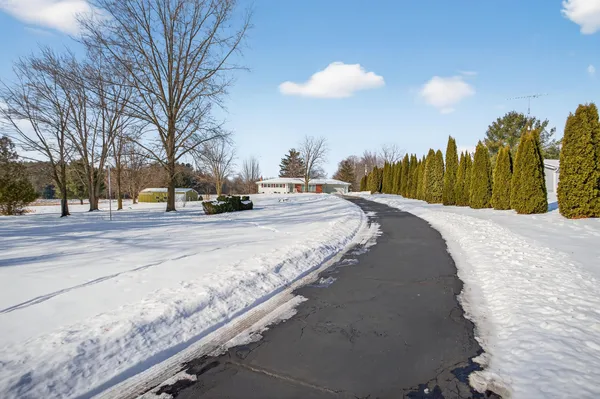 $450,000 | 2770 North Dearing Road, Parma, MI 49269