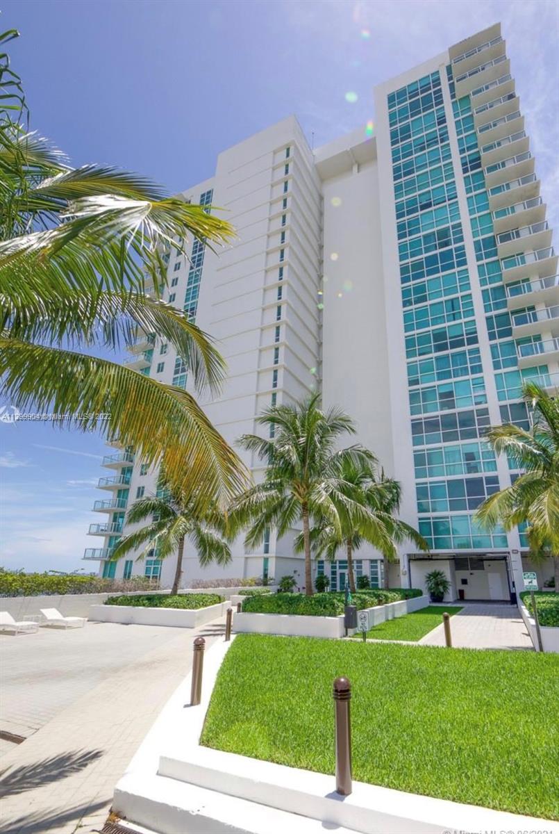 665 Northeast 25th Street, Unit 2104 Miami, FL 33137 - Photo 19 of 38 a view of a multi story building