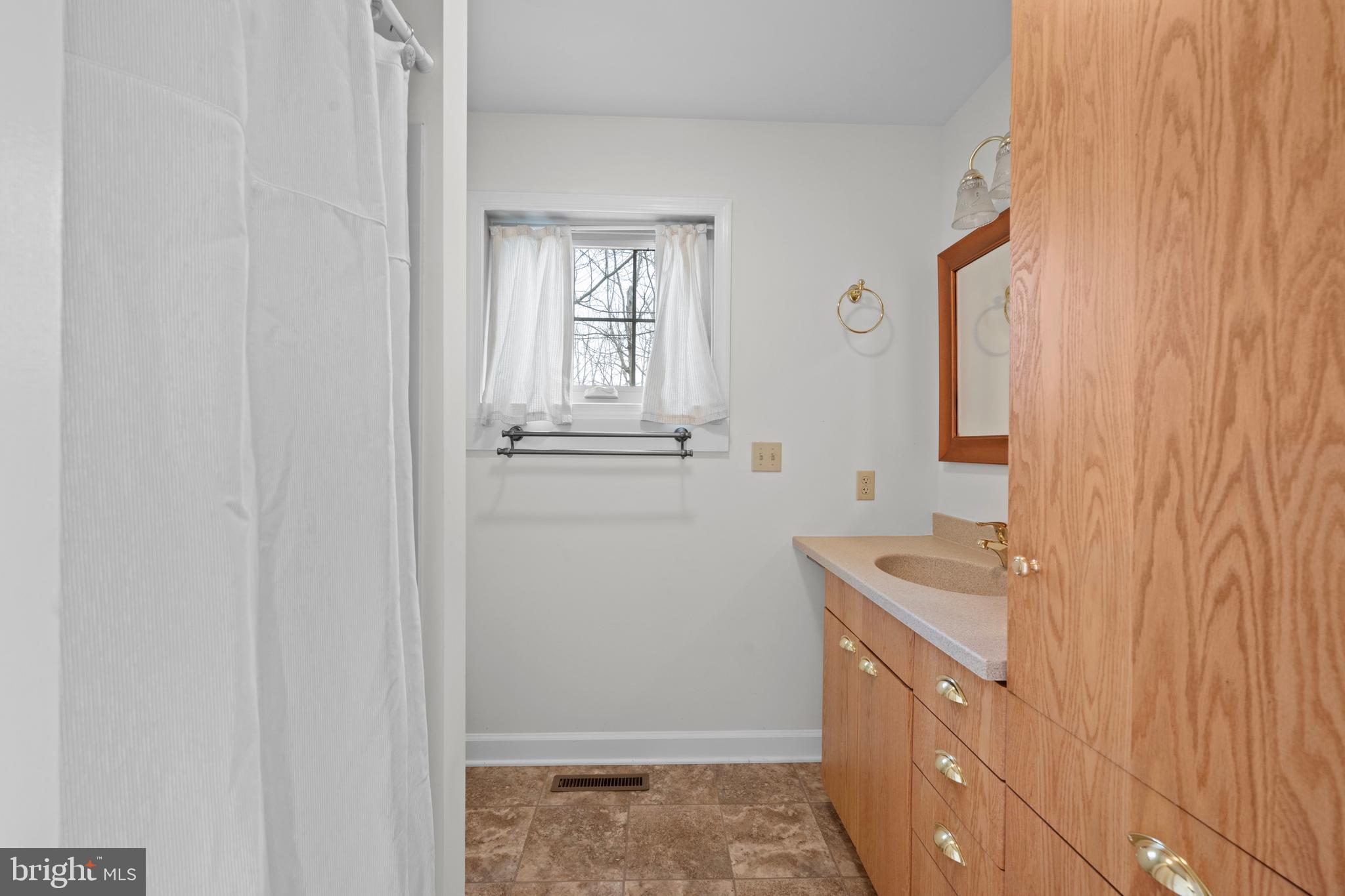 2 Pinewood Circle Hazleton, PA 18202 - Photo 21 of 35