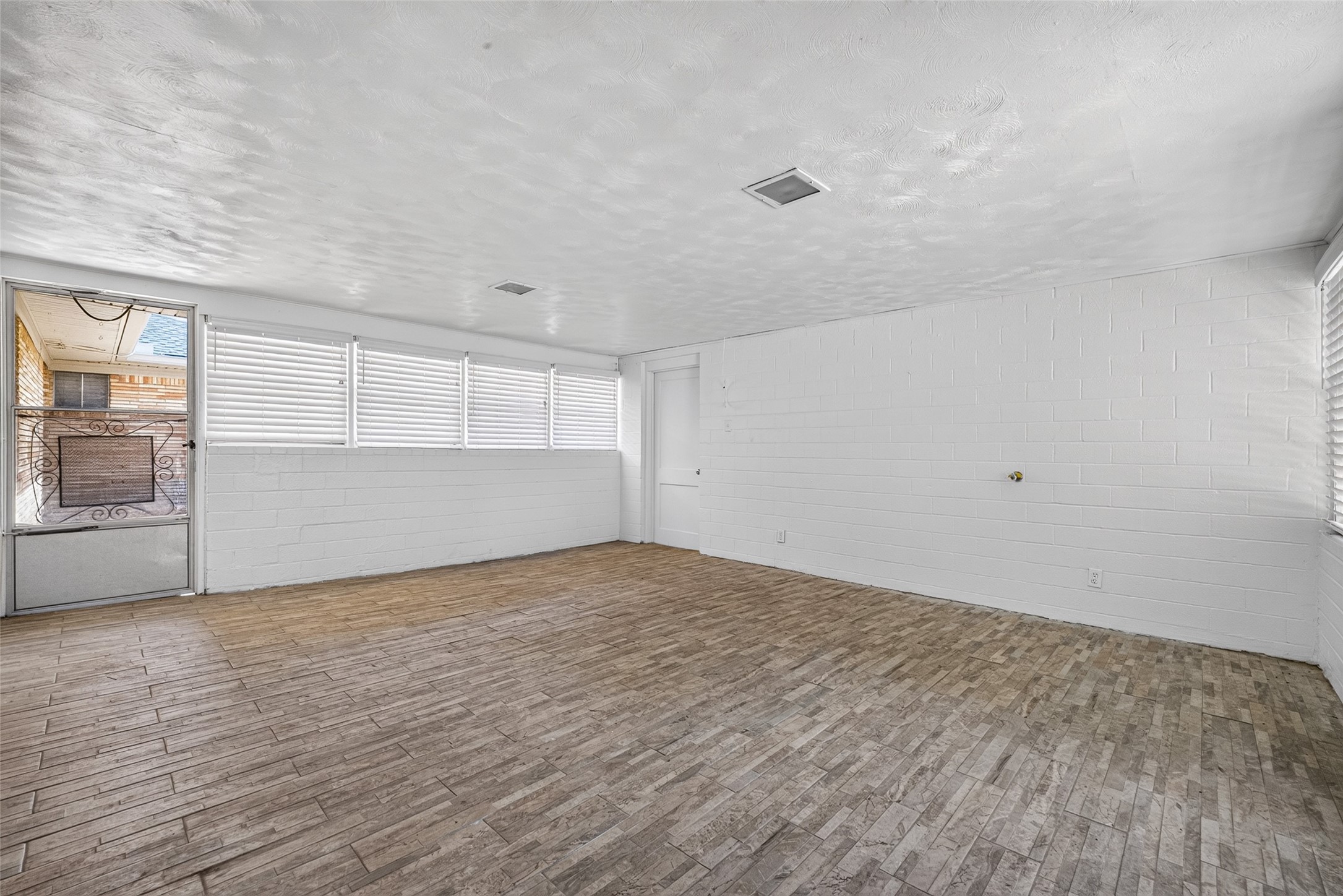16407 Mahan Road Houston, TX 77068 - Photo 37 of 47 Gallery Image 37