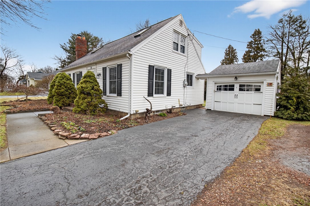 60 Hilltop Road Greece, NY 14616 - Photo 34 of 39