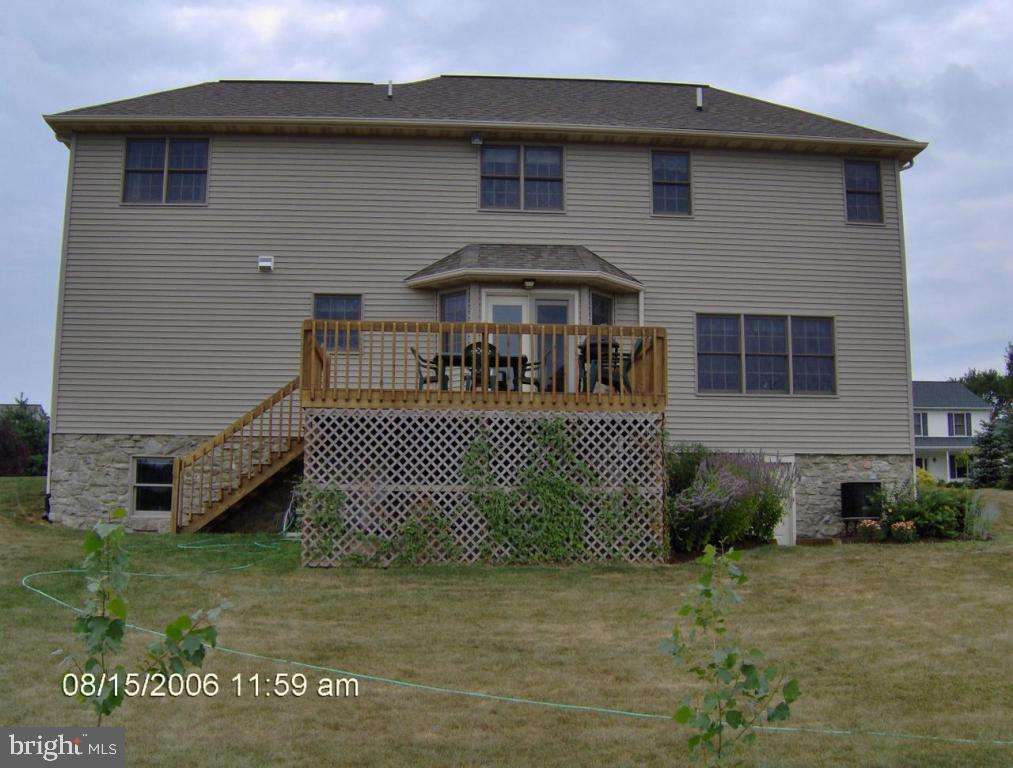 11 Village Drive Lititz, PA 17543 - Photo 8 of 10 Gallery Image 8