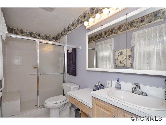 84 Allen Paul Road Hendersonville, NC 28791 - Photo 15 of 24 Gallery Image 15