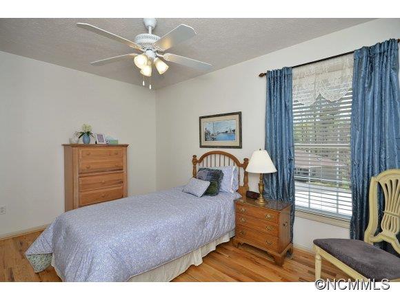 84 Allen Paul Road Hendersonville, NC 28791 - Photo 17 of 24 Gallery Image 17