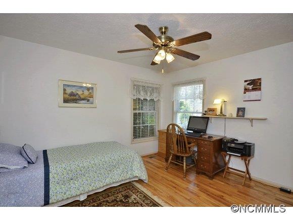 84 Allen Paul Road Hendersonville, NC 28791 - Photo 19 of 24 Gallery Image 19