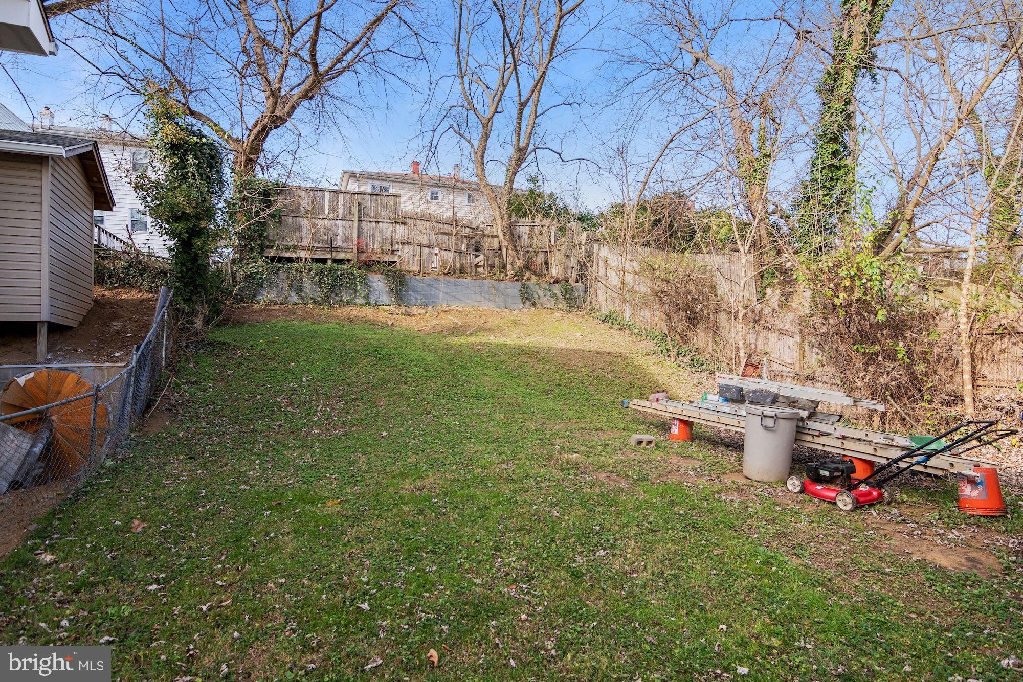 12120 Bluhill Road Silver Spring, MD 20902 - Photo 22 of 26