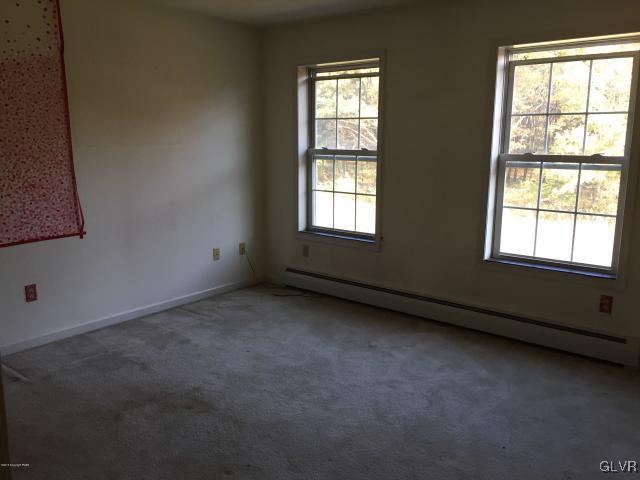 5644 Neola Road Stroudsburg, PA 18360 - Photo 11 of 24 an empty room with a window