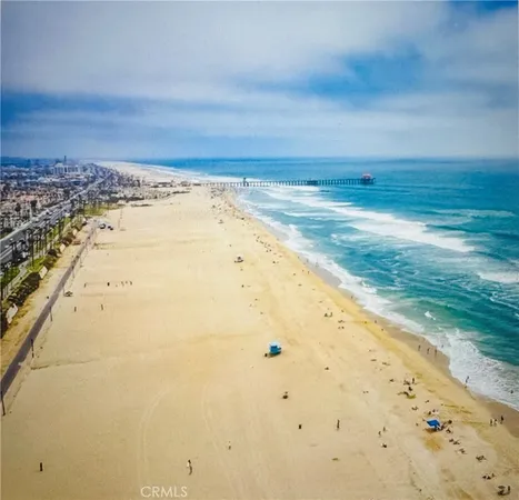 $8,500 | 711 Pacific Coast Highway, Unit 330, Huntington Beach, CA 92648