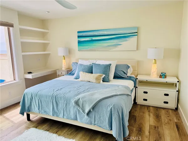 $8,500 | 711 Pacific Coast Highway, Unit 330, Huntington Beach, CA 92648