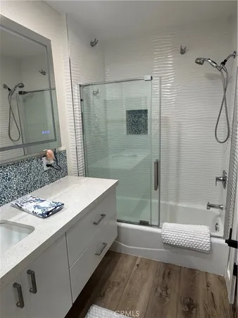 $8,500 | 711 Pacific Coast Highway, Unit 330, Huntington Beach, CA 92648