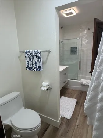 $8,500 | 711 Pacific Coast Highway, Unit 330, Huntington Beach, CA 92648