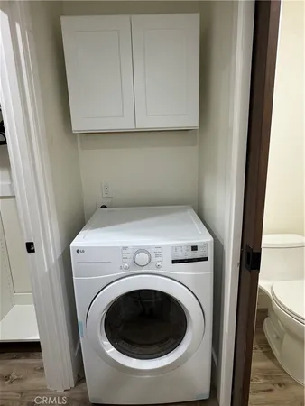 $8,500 | 711 Pacific Coast Highway, Unit 330, Huntington Beach, CA 92648