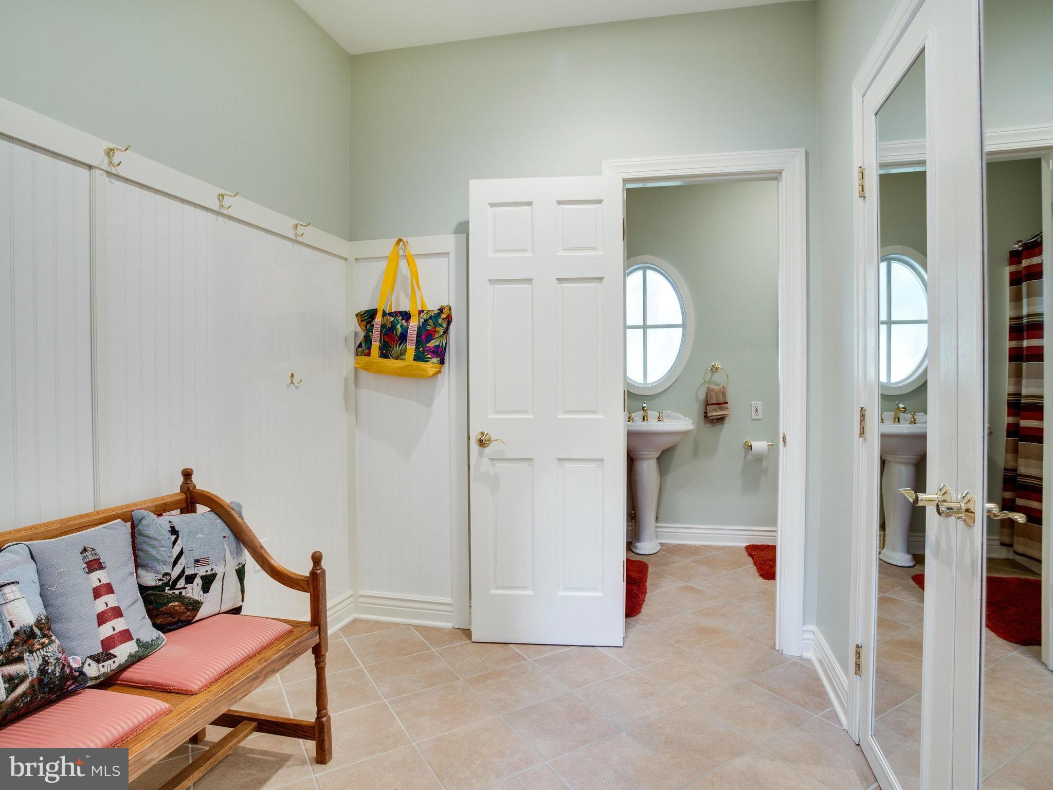 2504 Howard Grove Road Davidsonville, MD 21035 - Photo 10 of 30 Mud room with full bath