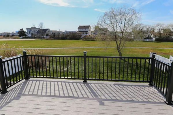 $4,200 | 136 Lincoln Drive, Brigantine, NJ 08203
