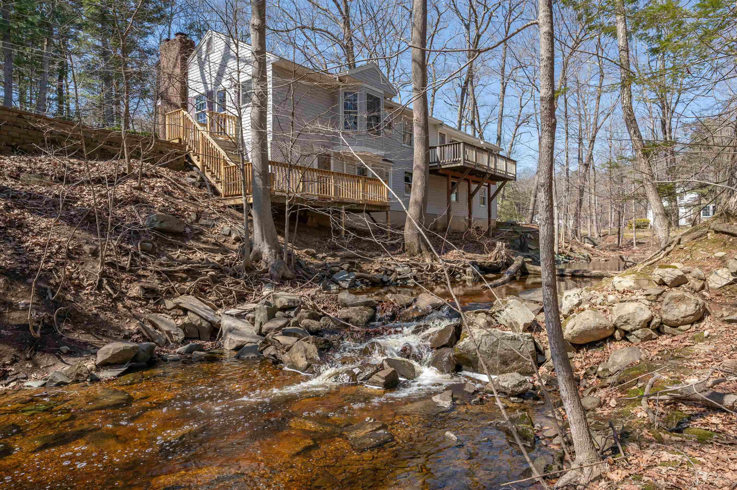 226 Amesbury Road Kensington, NH 03833 - Photo 2 of 59