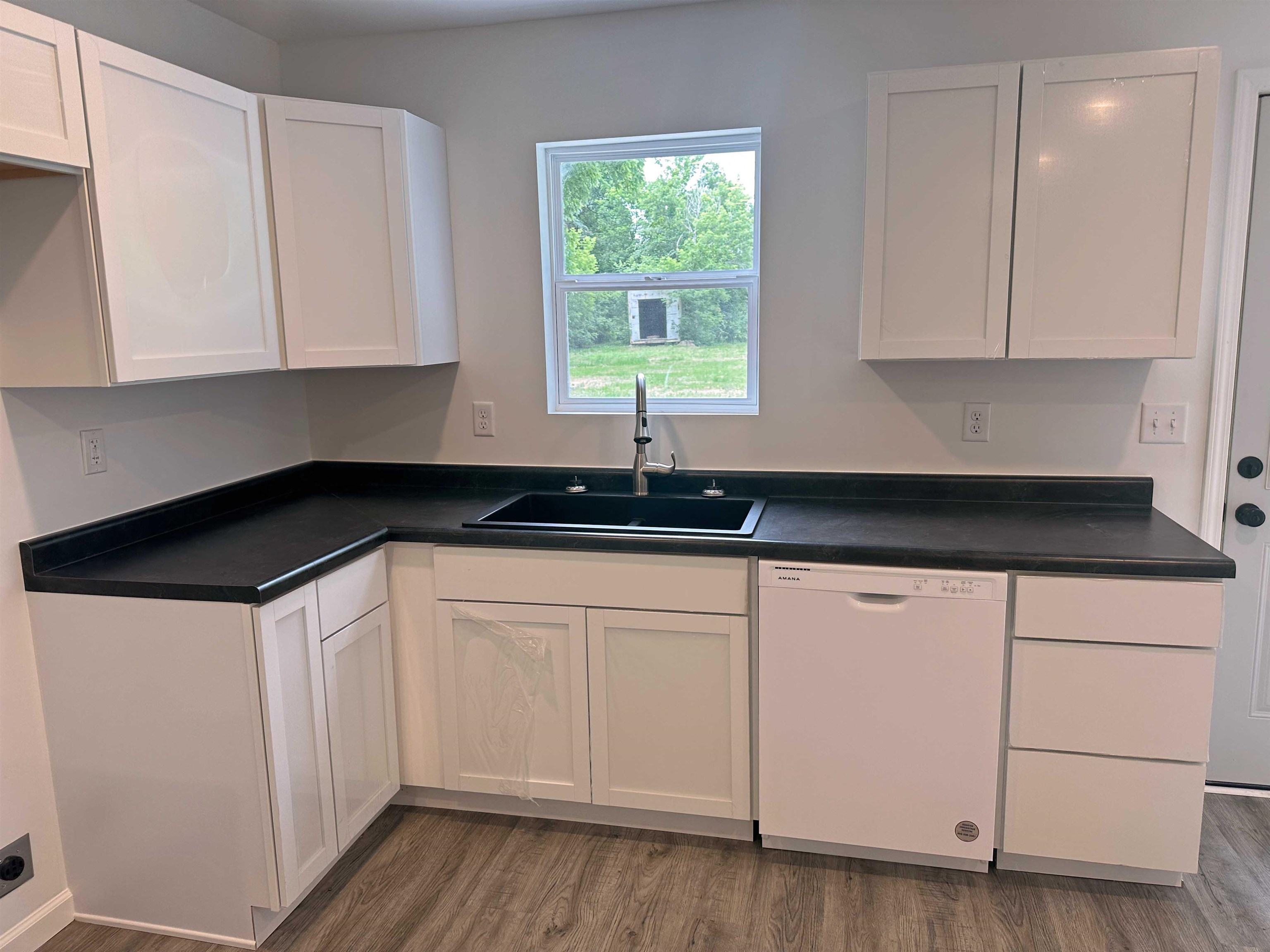 8769 Barnes Road Millington, MI 48746 - Photo 7 of 28