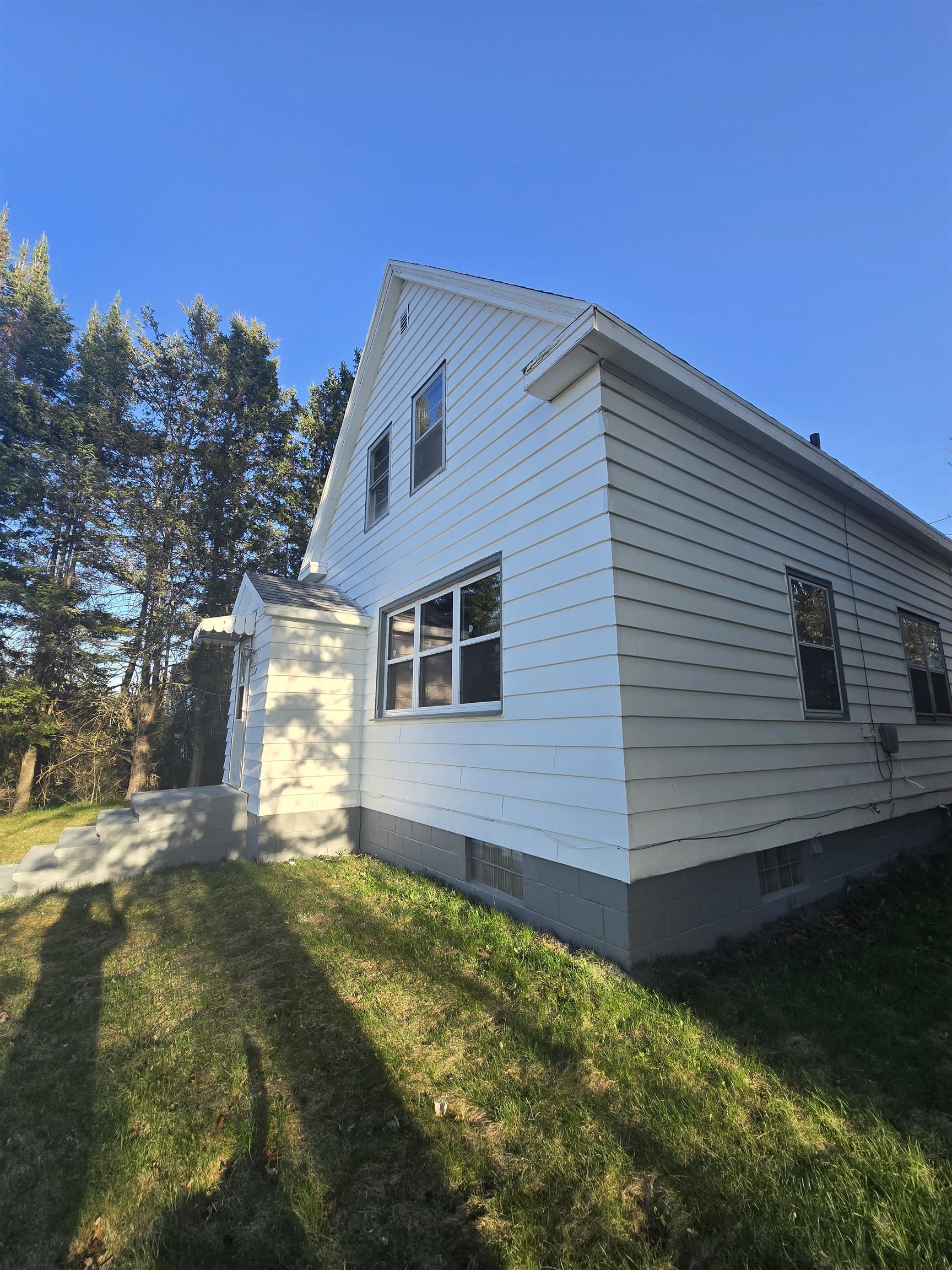 1024 Heights Street Niagara, WI 54151 - Photo 9 of 29