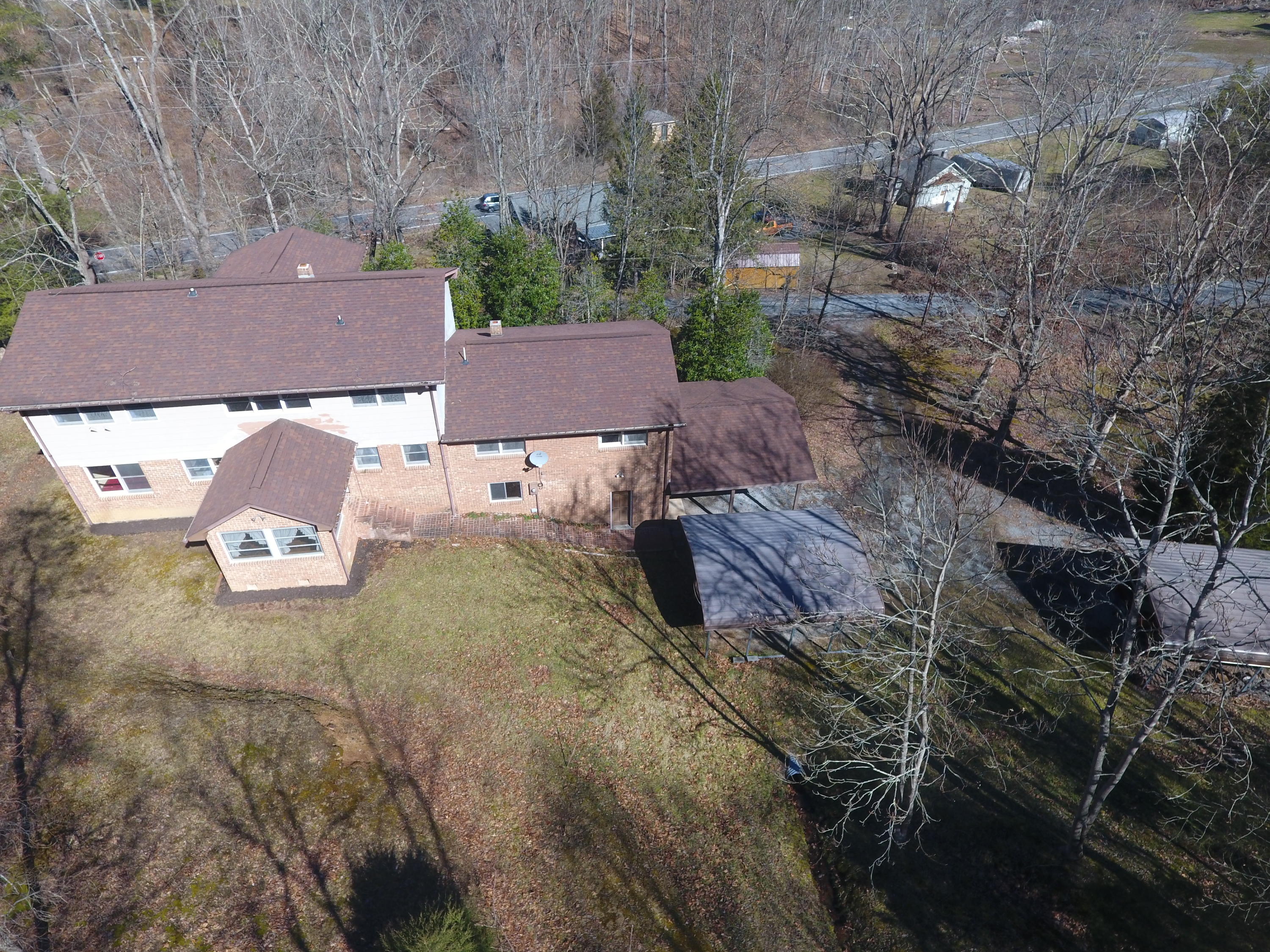 50 Lonnie Mann Road Hinton, WV 25951 - Photo 9 of 63 Gallery Image 9