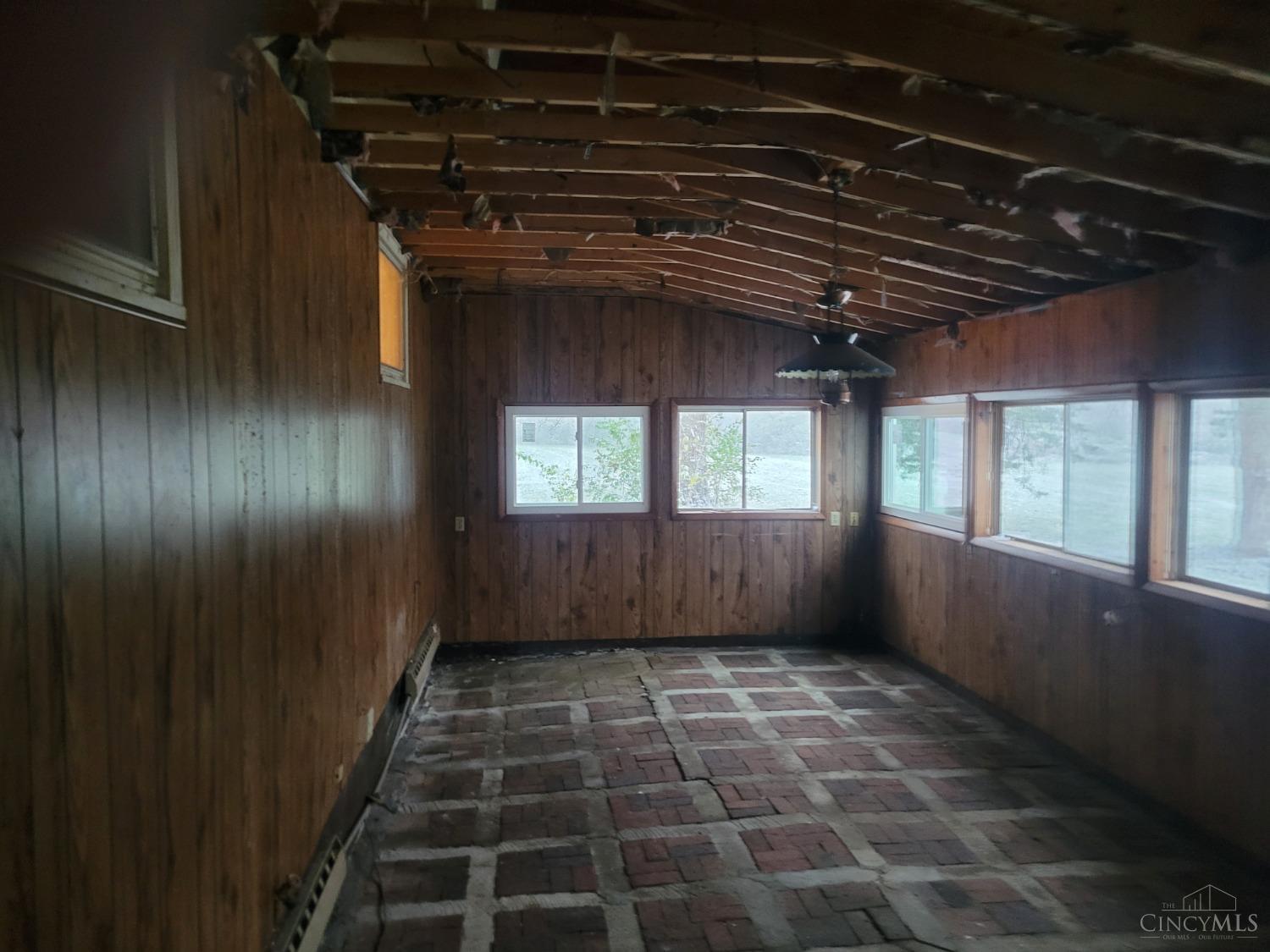 1950 Gephart Road Hamilton, OH 45011 - Photo 10 of 15 Gallery Image 10