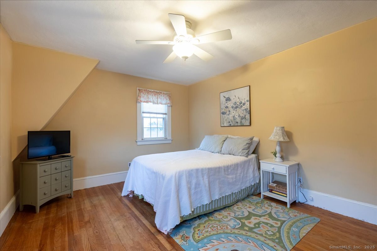 5 Spier Avenue Enfield, CT 06082 - Photo 17 of 29