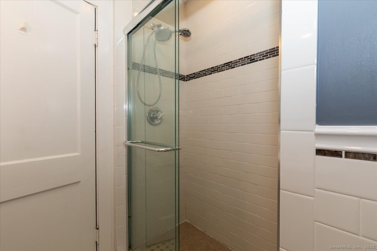 5 Spier Avenue Enfield, CT 06082 - Photo 20 of 29