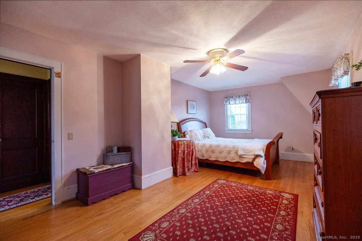 5 Spier Avenue Enfield, CT 06082 - Photo 21 of 29