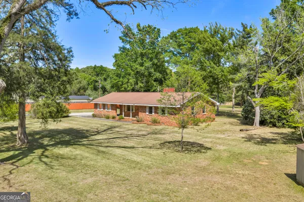 $299,999 | 242 Lake Joy Road, Perry, GA 31069