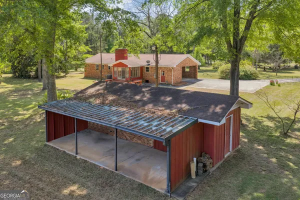 $299,999 | 242 Lake Joy Road, Perry, GA 31069