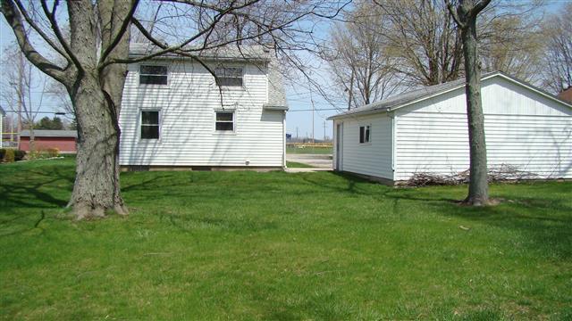 1811 West Gump Road Huntertown, IN 46748 - Photo 16 of 21 Gallery Image 16