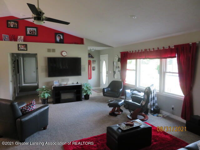 2161 Rolfe Road Mason, MI 48854 - Photo 20 of 42 IMG_0913