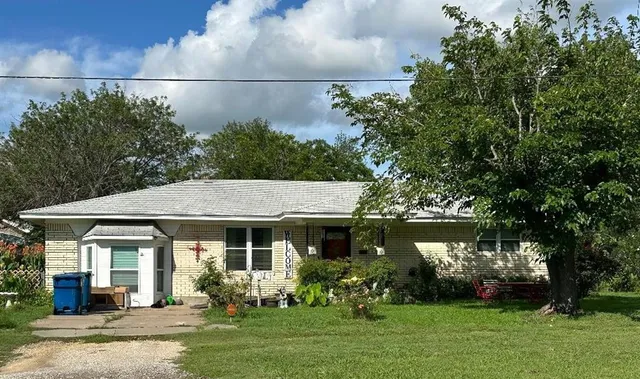 $157,900 | 507 South Colorado Street, Whitney, TX 76692