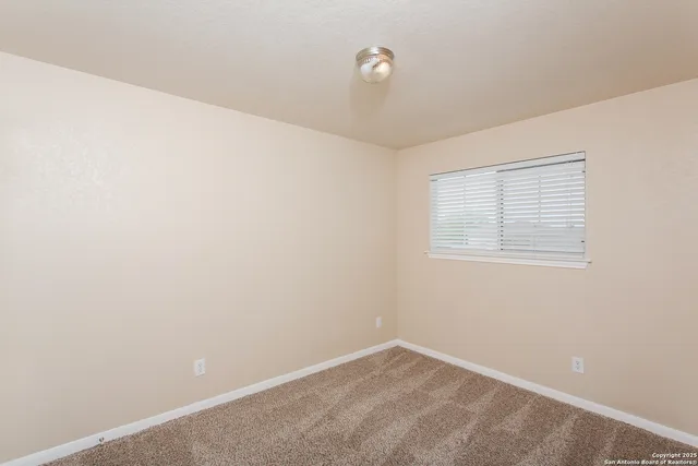 $1,500 | 1402 Dry Eagle, San Antonio, TX 78245