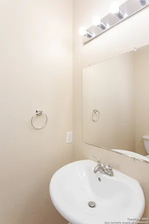 $1,475 | 1402 Dry Eagle, San Antonio, TX 78245