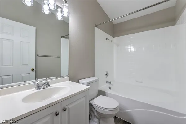 $1,510 | 3637 Ian Thomas Street, Unit 202, Las Vegas, NV 89129