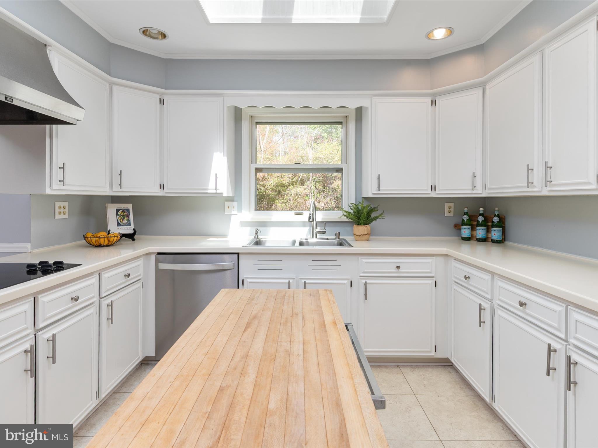 5345 Green Bridge Road Dayton, MD 21036 - Photo 15 of 68 Kitchen